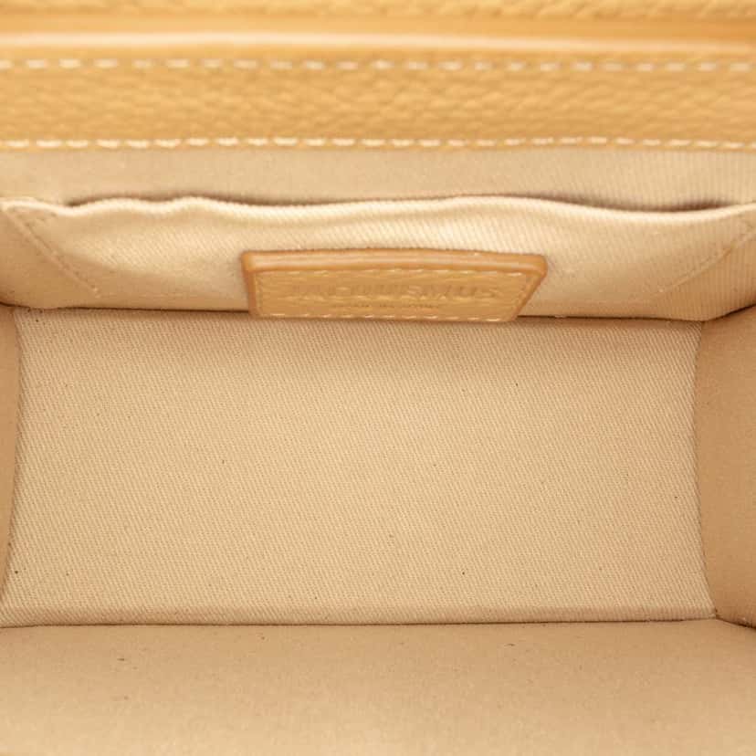Jacquemus Leather Le Chiquito Noeud Brown Leather Very good condition - Model View