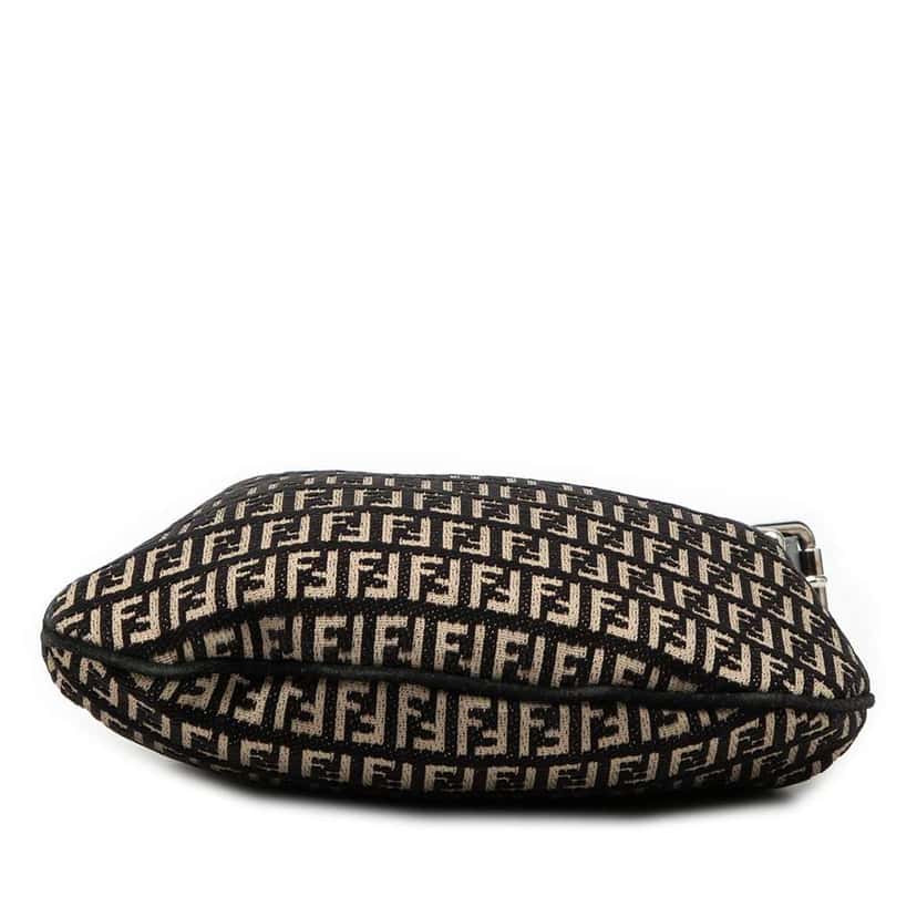 Fendi Zucchino Canvas Oyster Shoulder Bag Black Canvas Very good condition - Inside View
