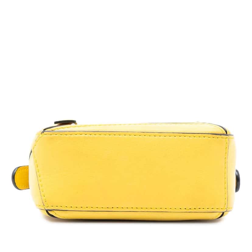 Loewe Nano Calfskin Puzzle Satchel Yellow Leather Very good condition - Inside View