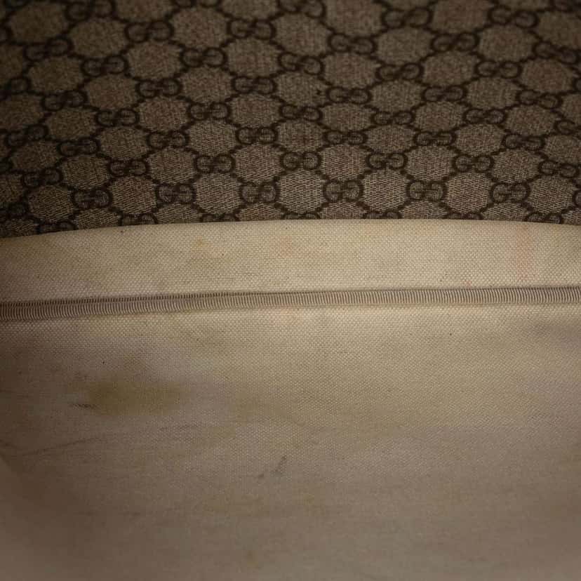 Gucci GG Supreme Web Crossbody Beige Very good condition - Model View