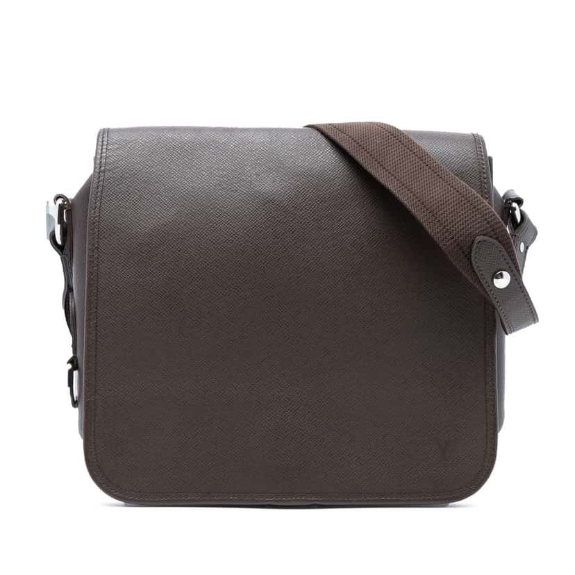 Louis Vuitton Taiga Andrei Brown Leather Good condition - Front View