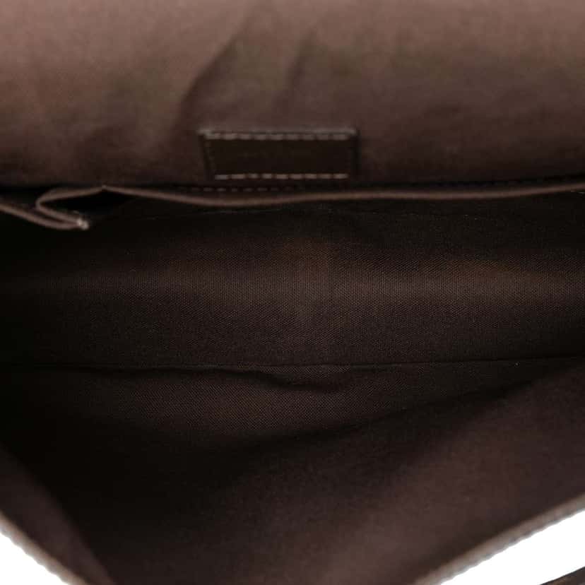 Louis Vuitton Taiga Andrei Brown Leather Good condition - Model View
