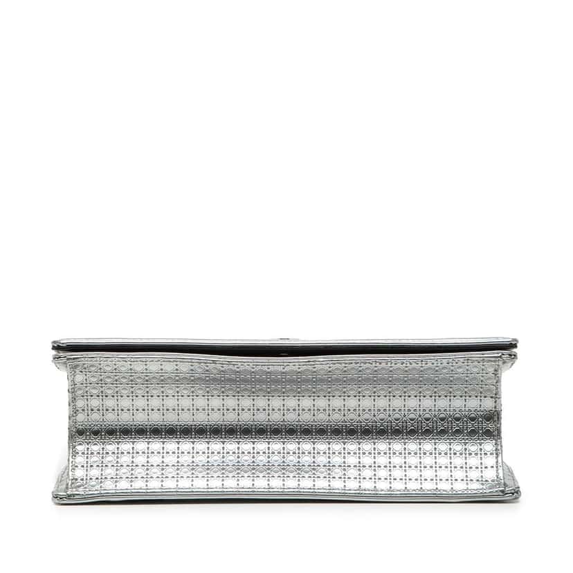 Dior Medium Metallic Patent Microcannage Diorama Flap Silver Leather Fair condition - Inside View