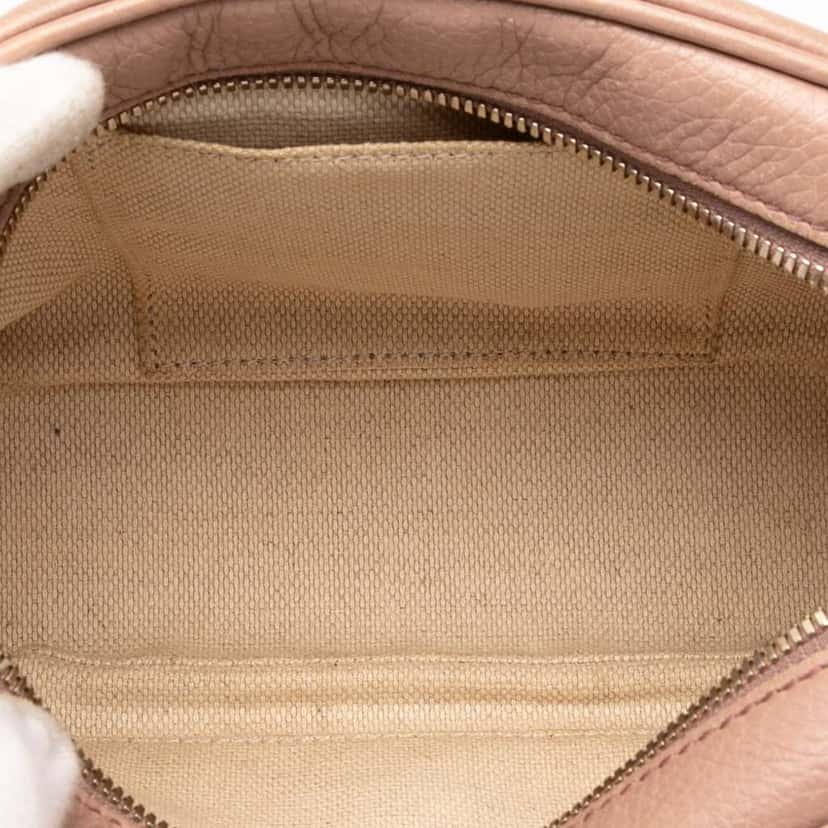 Gucci Leather Soho Disco Crossbody Brown Leather Good condition - Model View