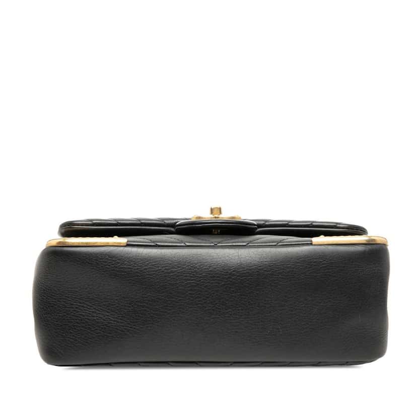 Chanel Mini Chevron Calfskin Rock The Corner Flap Black Leather Good condition - Inside View