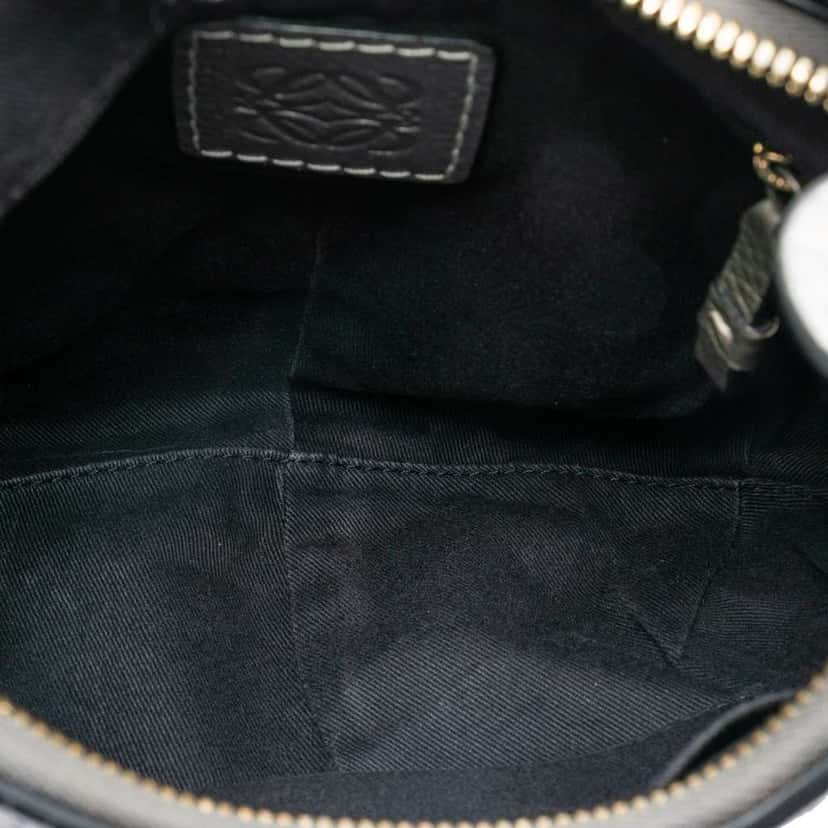 Loewe Anagram Canvas New Road Hobo Grey Canvas Good condition - Model View