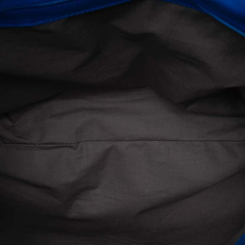 Bottega Veneta Nappa Intrecciato Flap Crossbody Blue Leather Good condition - Model View