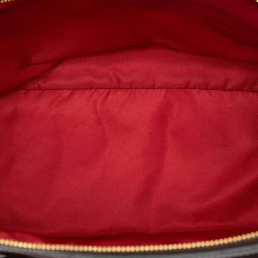 Prada Saffiano Trimmed Tessuto Satchel Red Good condition - Model View