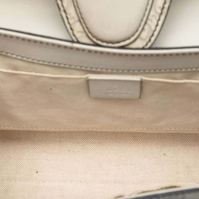 Gucci Medium Guccissima Emily Shoulder Bag White Leather Very good condition - Model View
