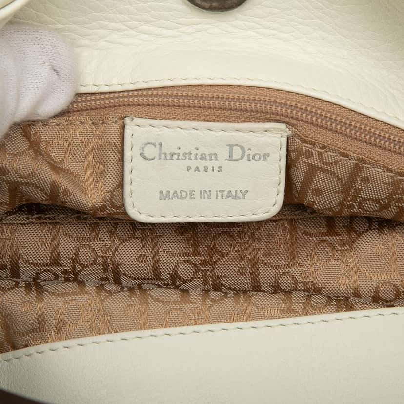 Dior Leather Ethnic Hobo White Leather Very good condition - Box View