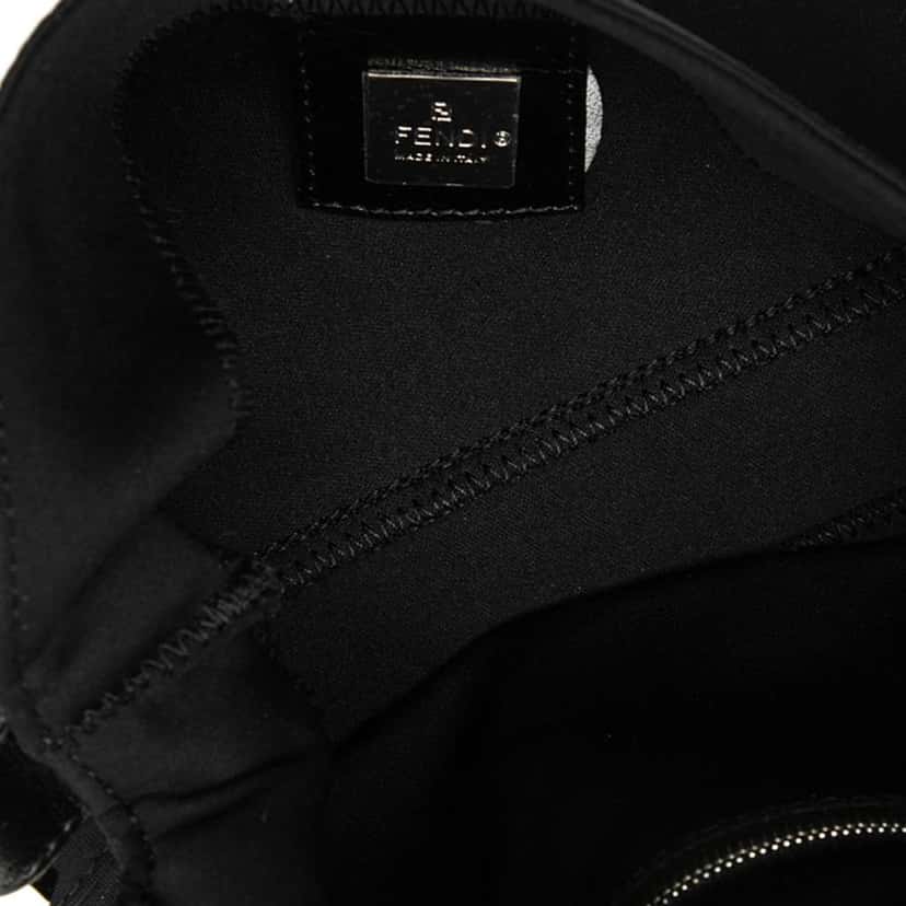 Fendi Neoprene Baguette Black Good condition - Model View