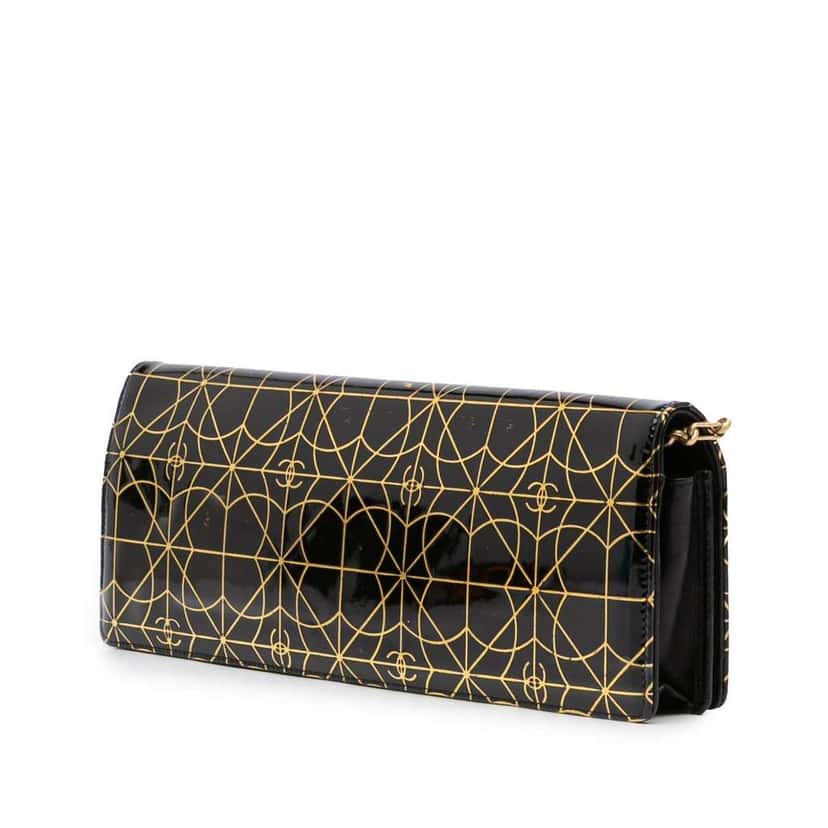 Chanel Paris Moscou Vinyl Moujik Clutch with Chain Black Very good condition - Back View