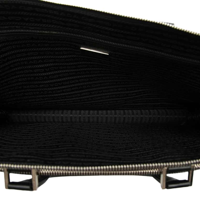 Prada Saffiano Business Bag Black Leather Very good condition - Model View
