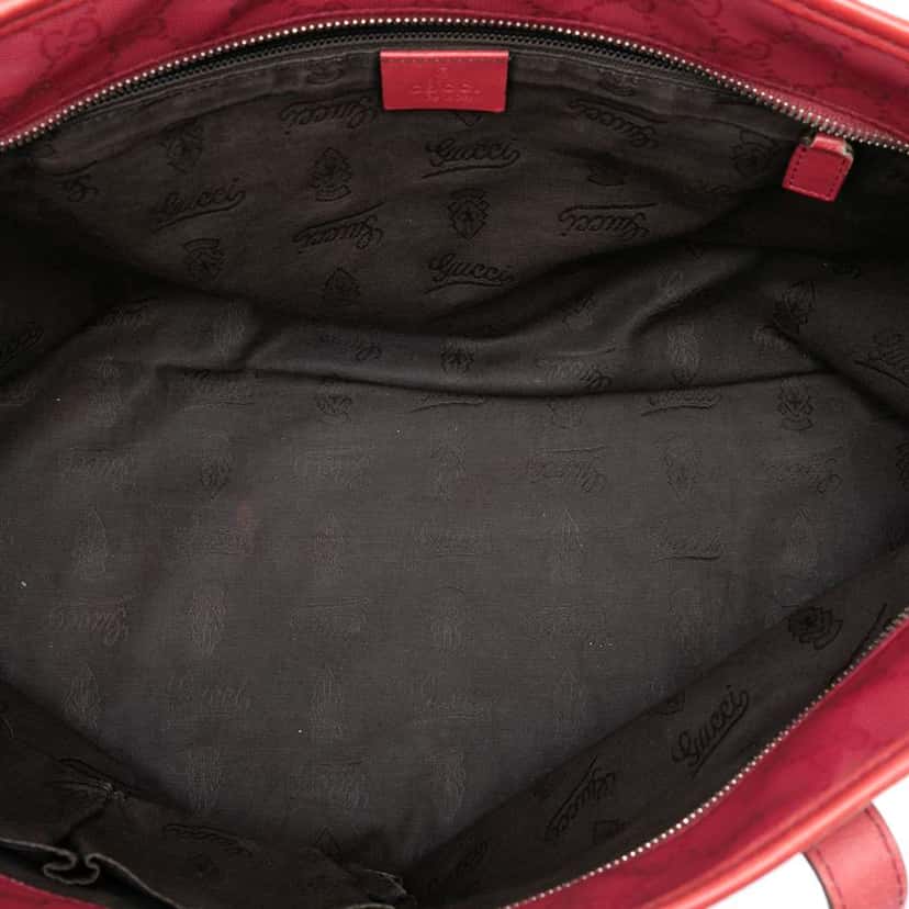 Gucci Medium GG Imprime Tote Red Canvas Very good condition - Model View