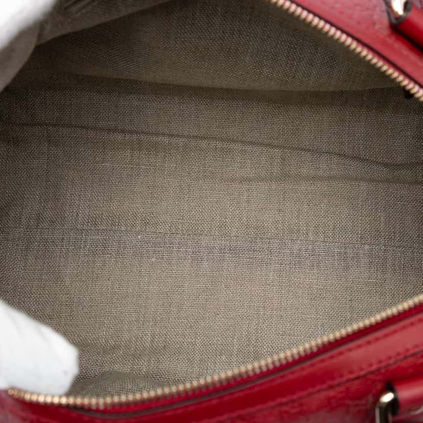 Gucci Medium Microguccissima Satchel Red Leather Good condition - Model View