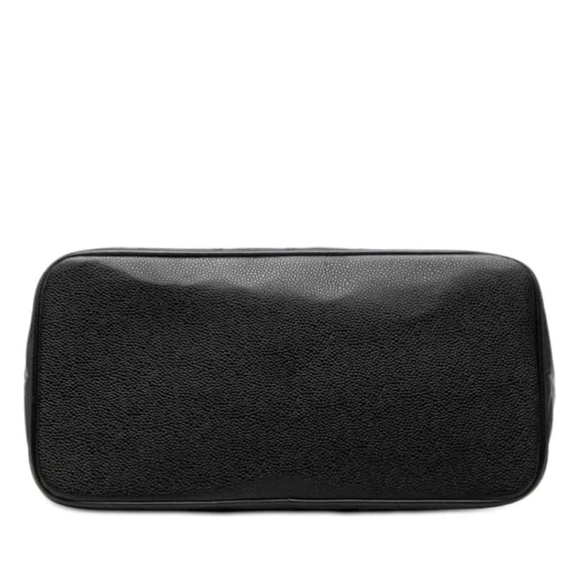 Chanel Caviar Medallion Tote Black Leather Good condition - Inside View