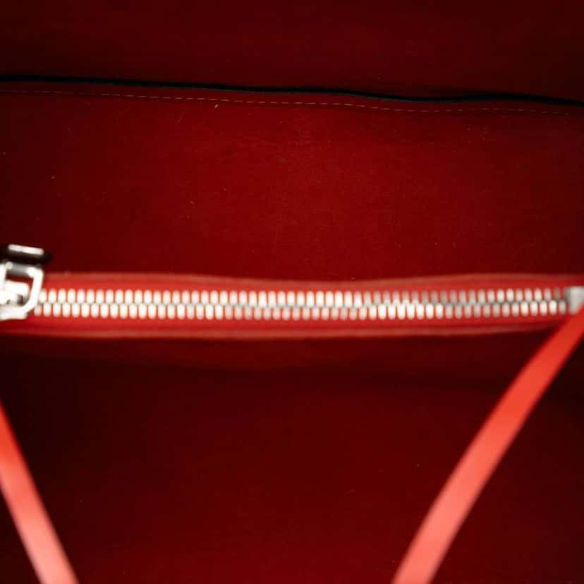 Louis Vuitton Epi Neonoe MM Pink Leather Good condition - Model View