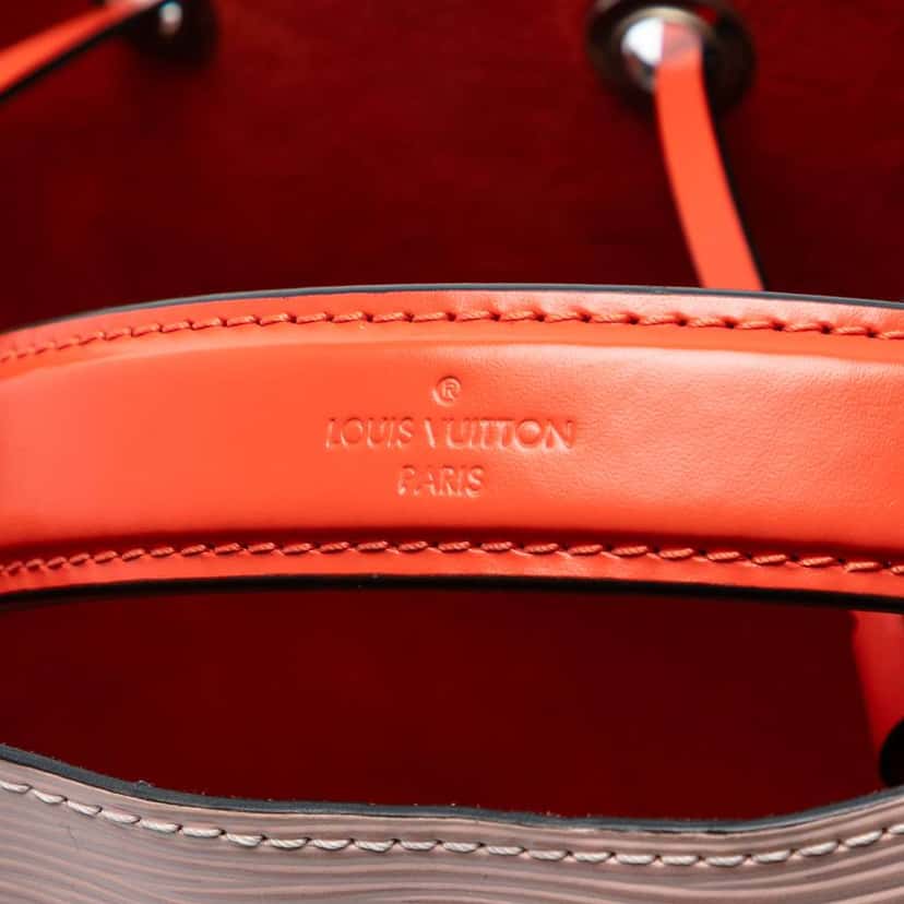 Louis Vuitton Epi Neonoe MM Pink Leather Good condition - Box View