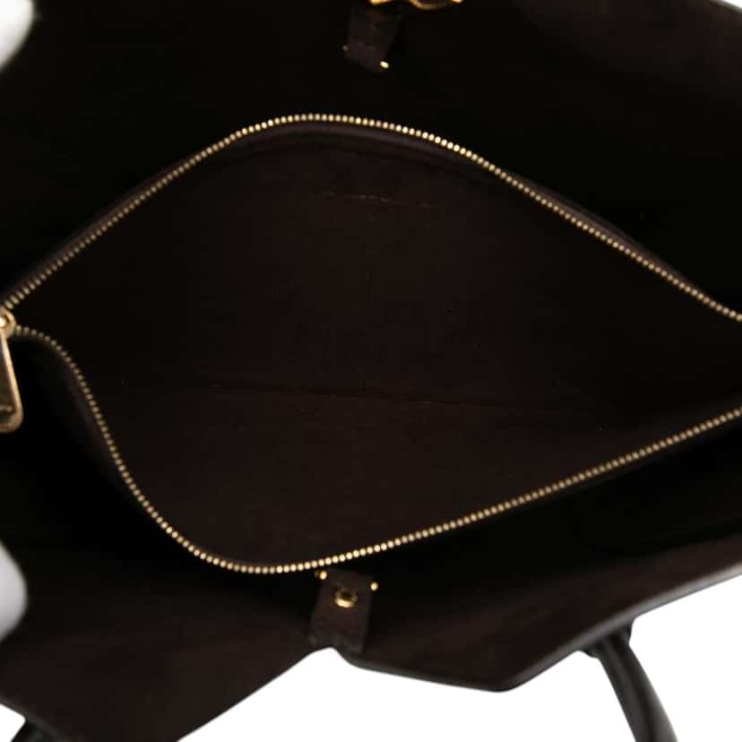 Louis Vuitton Monogram Kimono PM Brown Good condition - Model View