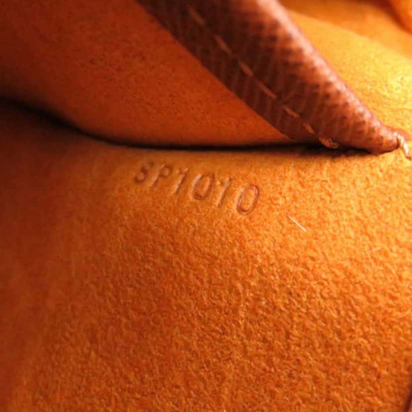 Louis Vuitton Monogram Musette Tango Short Strap Brown Good condition - Box View