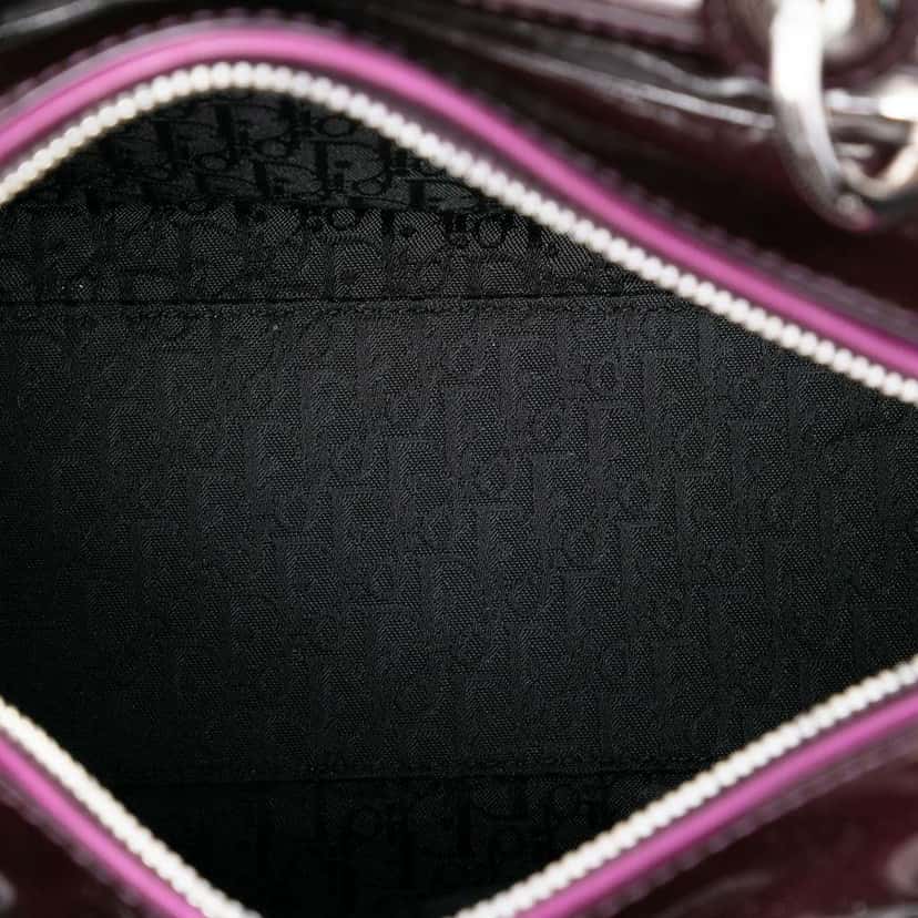 Dior Medium Patent Cannage Lady Dior Purple Leather Good condition - Model View
