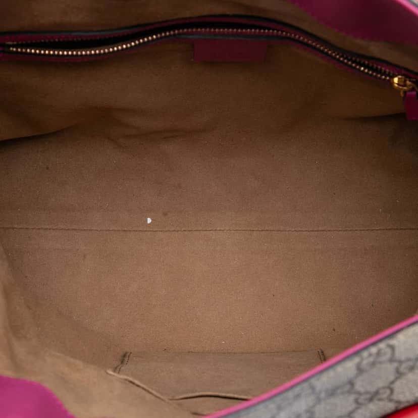 Gucci GG Supreme Linea A Foldover Tote Beige Very good condition - Model View