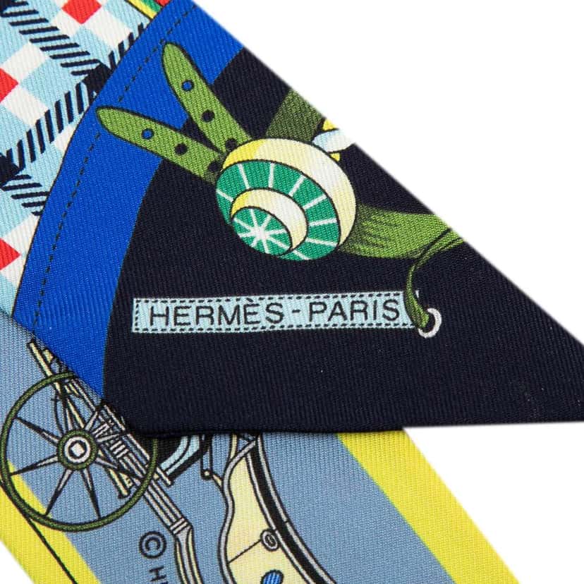 Hermès Les Voitures Nouvelles Silk Twilly Scarf Blue Silk Never worn - Box View