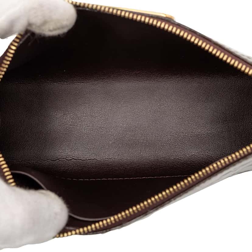 Louis Vuitton Monogram Vernis Trousse Cosmetic Pouch Purple Leather Good condition - Model View