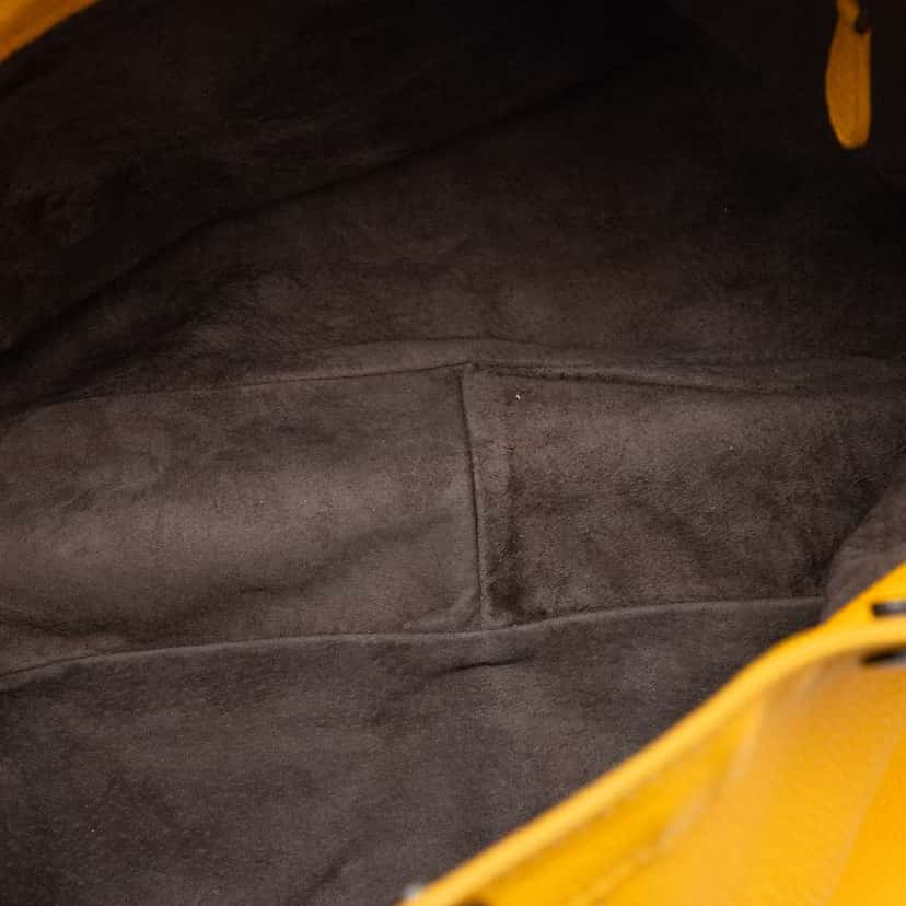 Bottega Veneta Intrecciato Trimmed Nappa Crossbody Yellow Leather Good condition - Model View