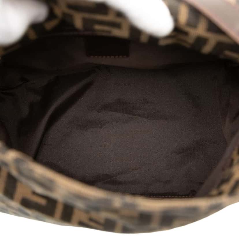 Fendi Zucca Canvas Double Flap Mamma Brown Canvas Good condition - Model View