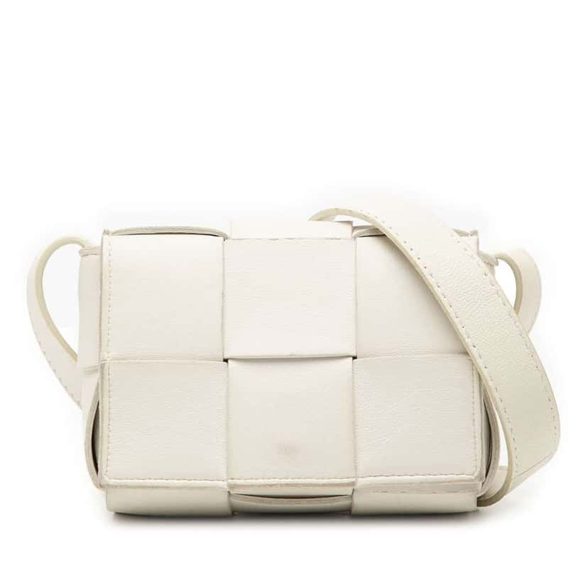 Bottega Veneta Extra Mini Nappa Maxi Intrecciato Cassette Crossbody White Leather Good condition - Front View