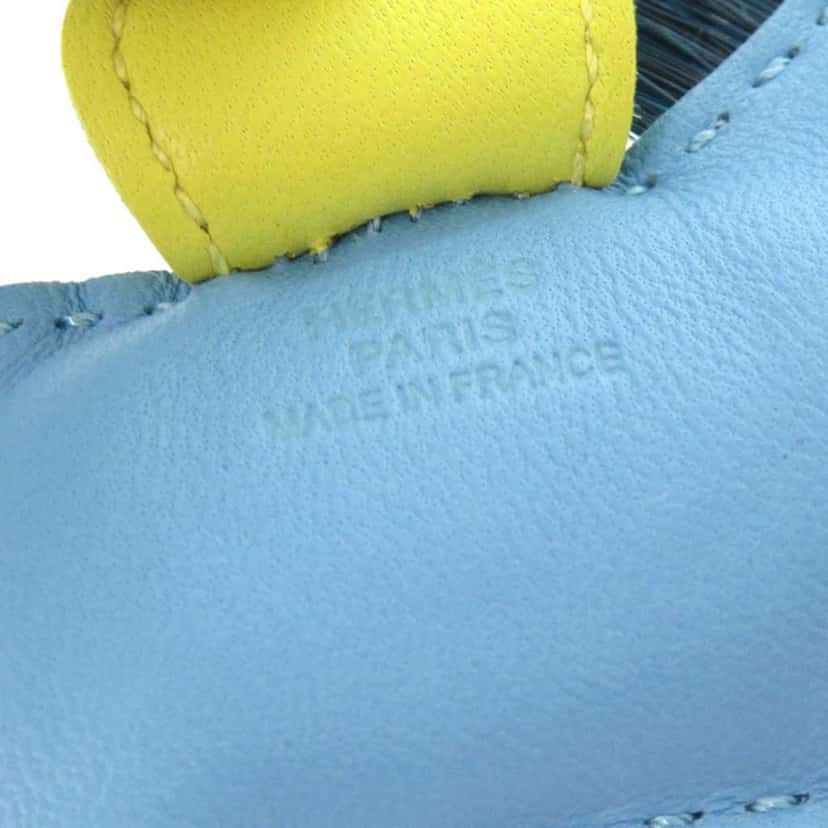 Hermès Milo Lambskin Grigri Rodeo Pegase Bag Charm PM Blue Leather Good condition - Inside View