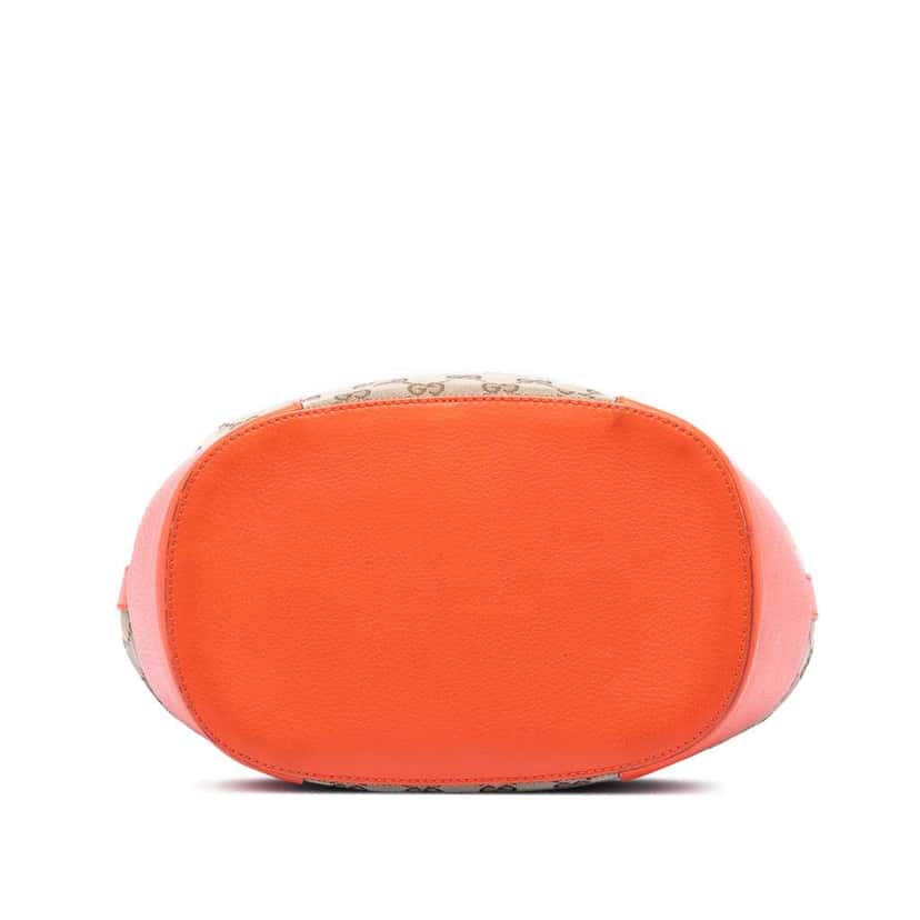 Gucci GG Canvas Drawstring Bucket Bag Beige Good condition - Inside View