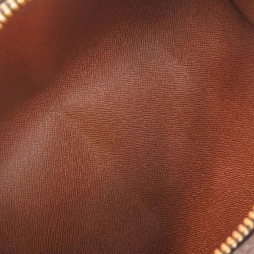 Louis Vuitton Monogram Papillon 26 Brown Good condition - Model View