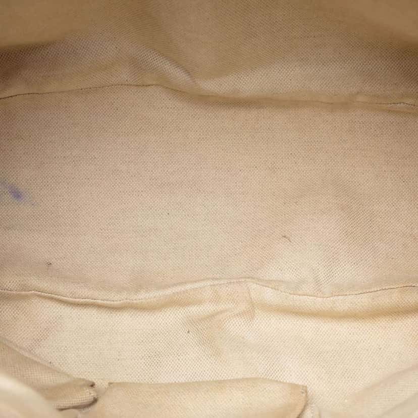 Gucci GG Canvas Sukey Satchel Beige Good condition - Model View