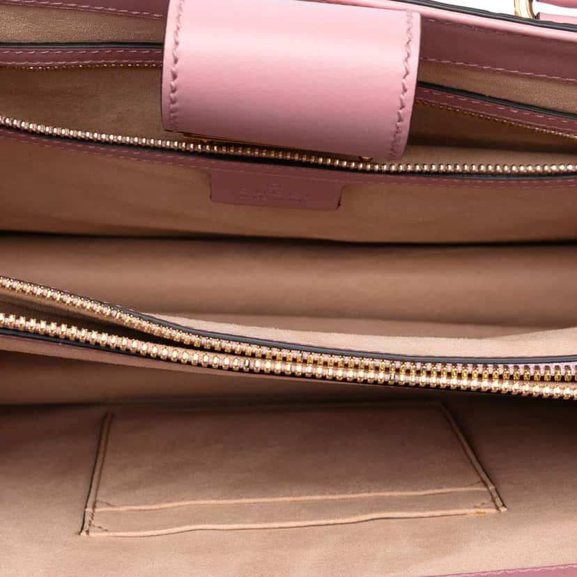 Gucci Medium Guccissima Padlock Double Top Handle Bag Pink Leather Good condition - Model View