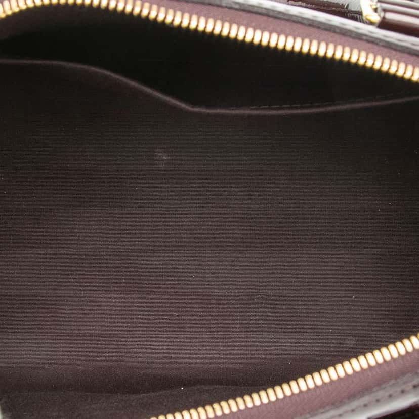 Louis Vuitton Monogram Vernis Montana Purple Leather Good condition - Model View