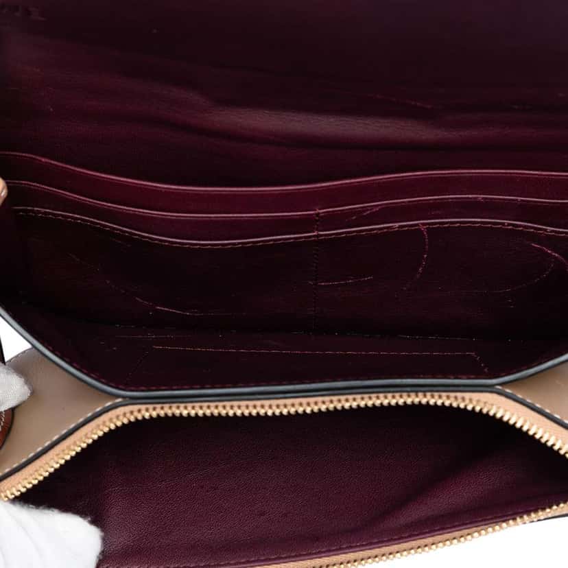 Loewe Bicolor Leather Anagram Gate Pochette Crossbody Brown Leather Good condition - Model View