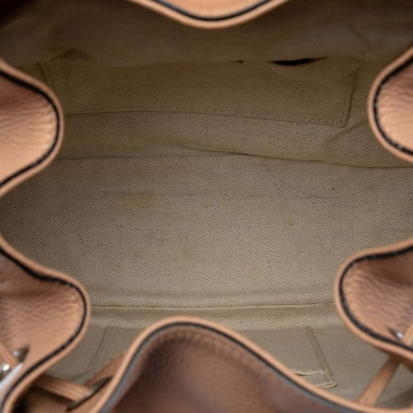 Gucci Leather Bamboo Tassel Backpack Brown Leather Good condition - Model View