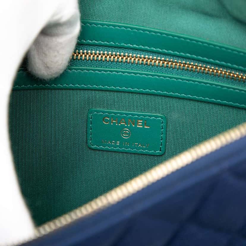 Chanel Medium Quilted Jersey O Case Clutch Blue Cotton Good condition - Box View