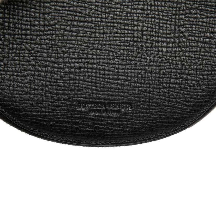 Bottega Veneta Grained Calfskin Palmellato Belt Bag Black Leather Very good condition - Box View