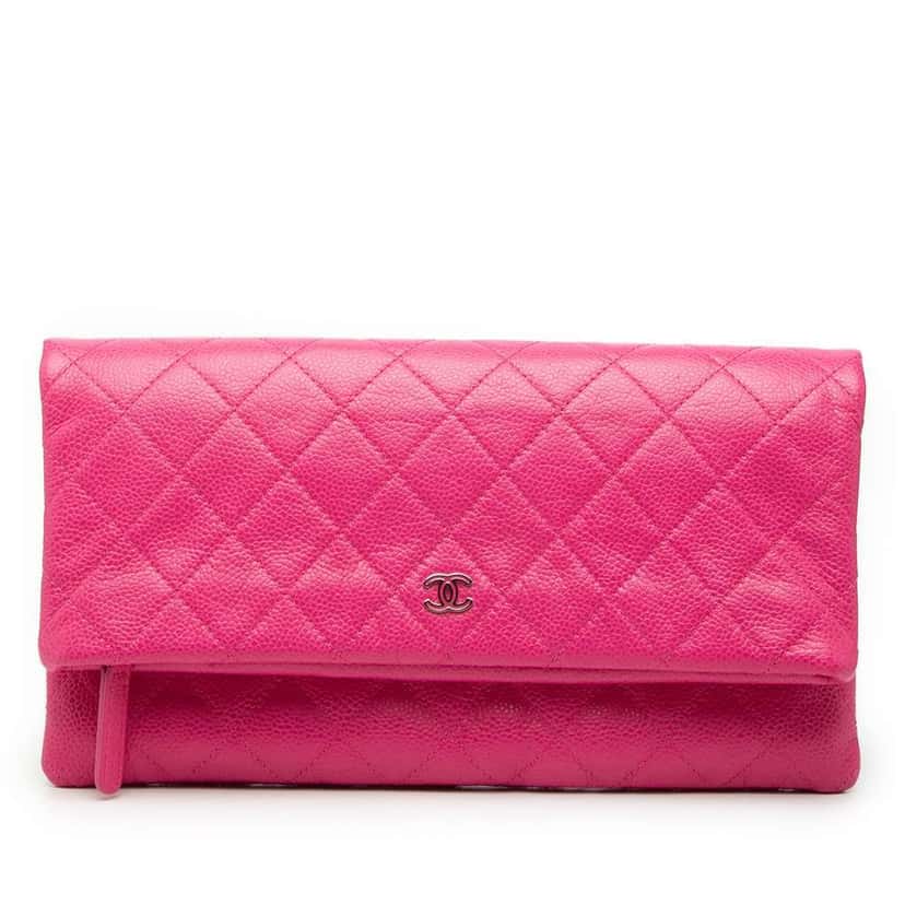 Chanel Quilted Caviar CC Beauty Foldover Clutch Pink Leather Very good condition - Front View