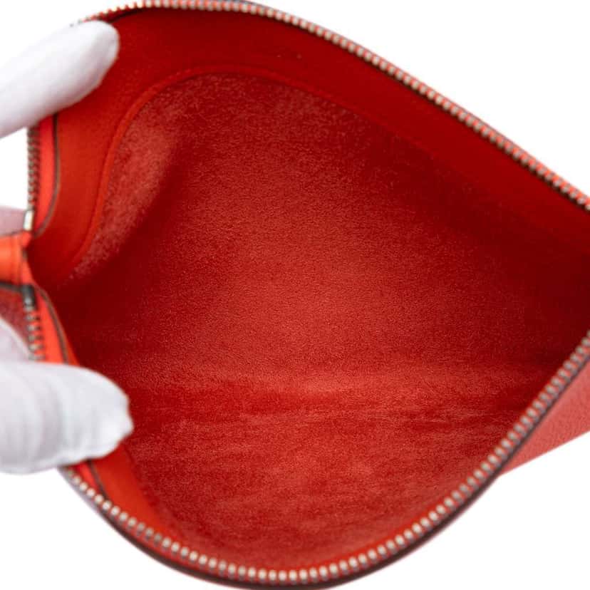 Hermès Small Togo Bazar Pouch Orange Leather Very good condition - Model View