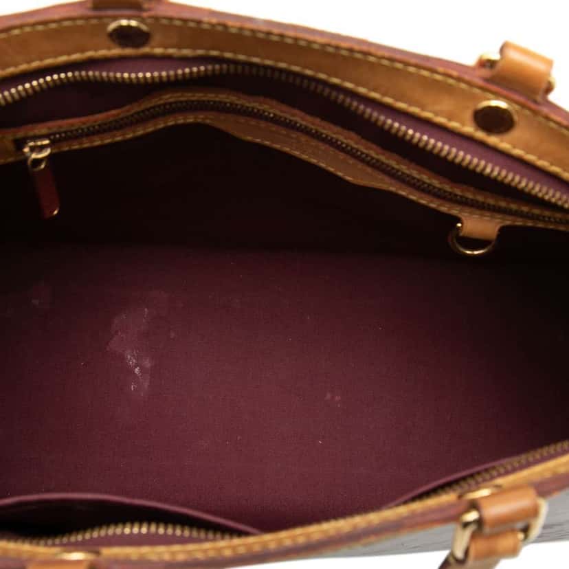 Louis Vuitton Monogram Vernis Brea MM Red Leather Very good condition - Model View
