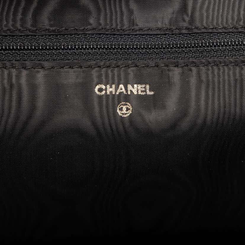 Chanel CC Caviar Documents Portfolio Clutch Black Leather Very good condition - Box View