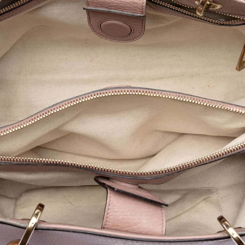 Gucci Medium Calfskin Bamboo Shopper Satchel Pink Leather Very good condition - Model View