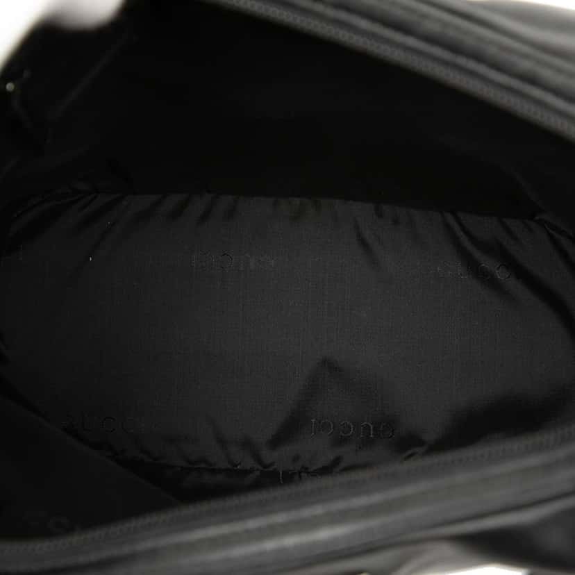 Gucci Leather Chain Shoulder Bag Black Leather Very good condition - Model View