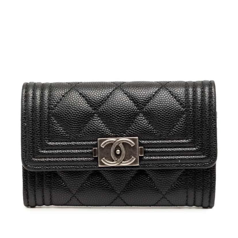 Chanel Quilted Caviar Boy Flap Card Holder Black Leather Very good condition - Front View