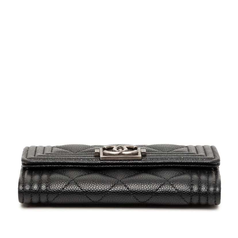 Chanel Quilted Caviar Boy Flap Card Holder Black Leather Very good condition - Inside View