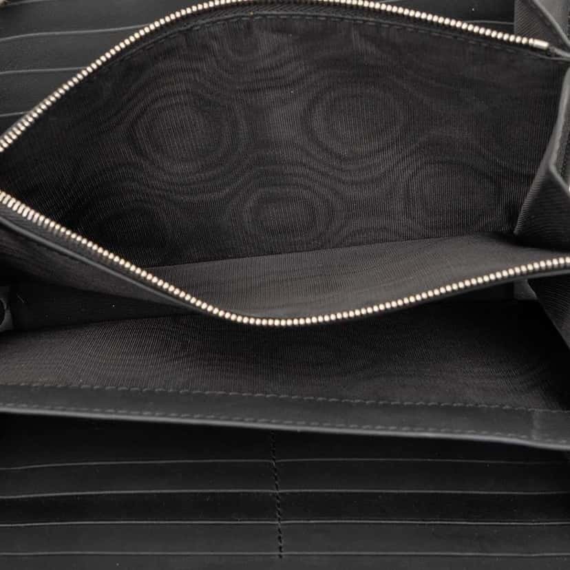 Gucci Suede Dionysus Wallet on Chain Black Leather Very good condition - Model View